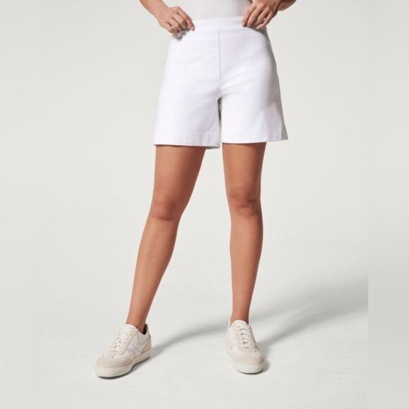 Spanx On-the-Go 6” Shorts with Ultimate Opacity Technology Shorts in White M - Picture 4 of 11